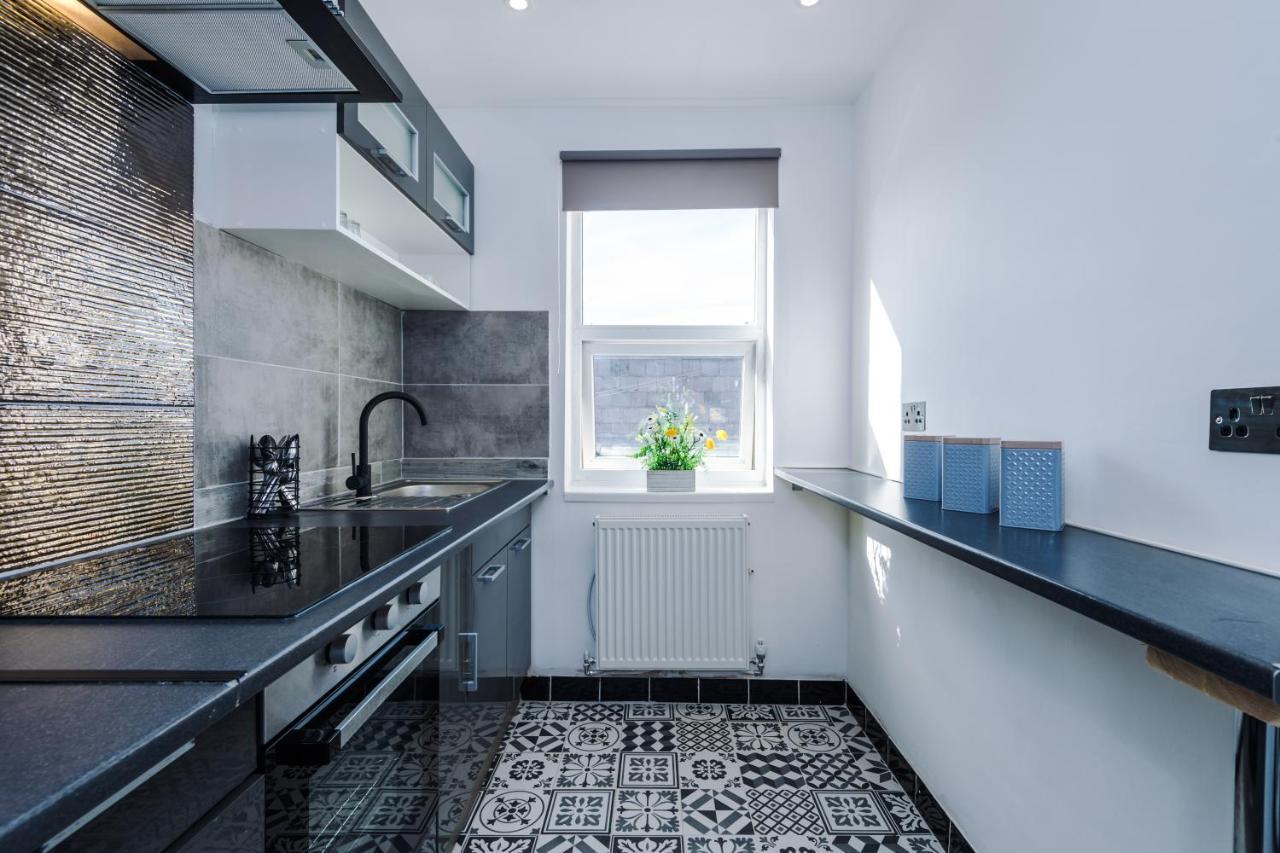 Empire Blackpool Apartments - George St — Photos 3